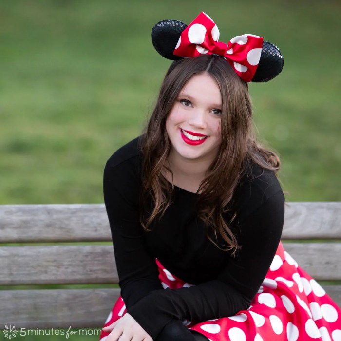 Minnie mouse costume diy