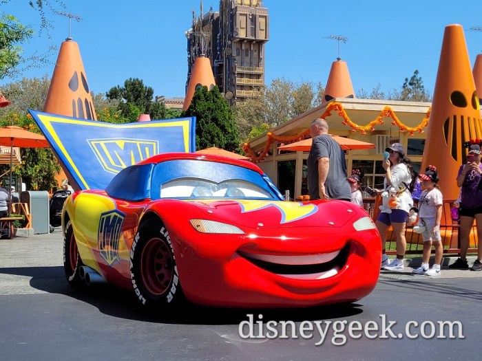 Diy lightning mcqueen costume